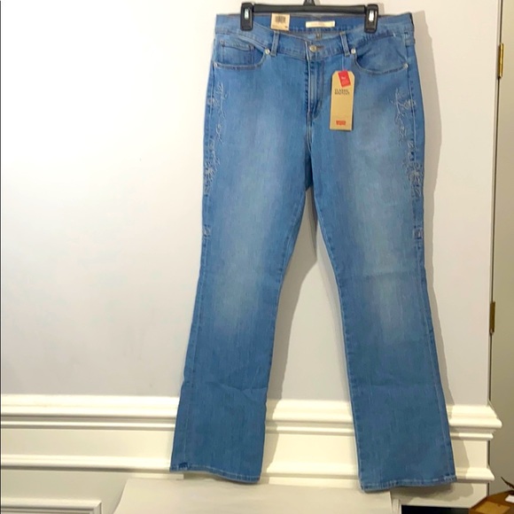 levi's classic bootcut